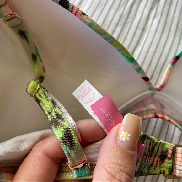 Victoria’s Secret Metallic patterned bikini top - Picture 3 of 3